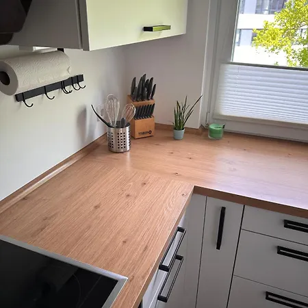 Schoene Mit Parkplatz & See- Und Waldnaehe Lejlighed
